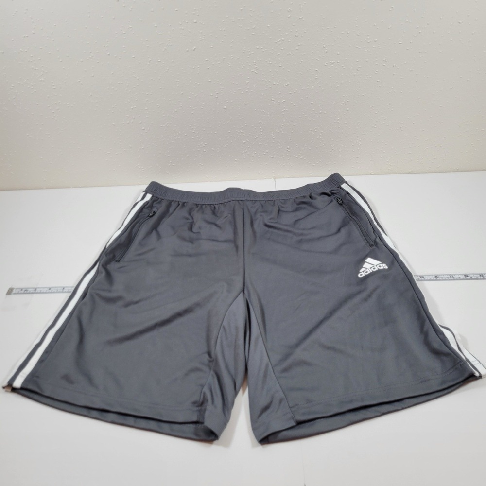 NWT Adidas Men's Athletic Shorts Size XL Black